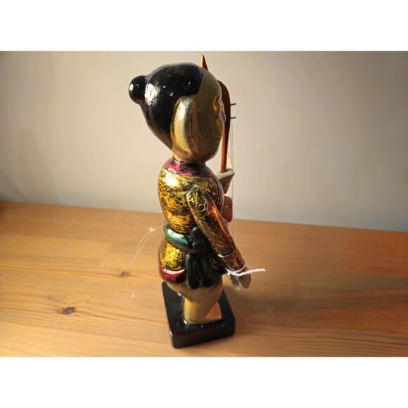 Vintage Asian Wooden Musician Figure – Hand-Painted Gold Lacquer - Picture 7 of 8